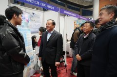 满脚学生多样化的